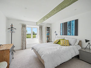 Double Bedroom - click for photo gallery